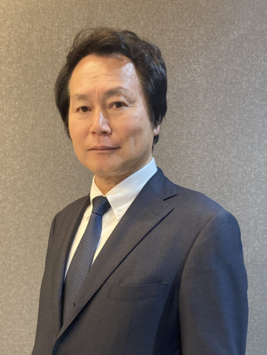代表取締役杉本光崇の写真
